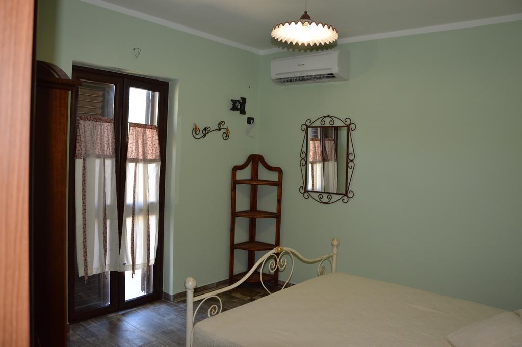 Agriturismo Donna Beatrice Bianco Quarto foto